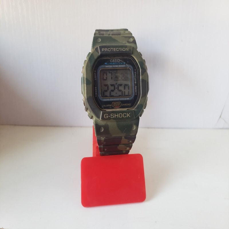 Men's Rubber Strap Digital Wristwatch-Green
