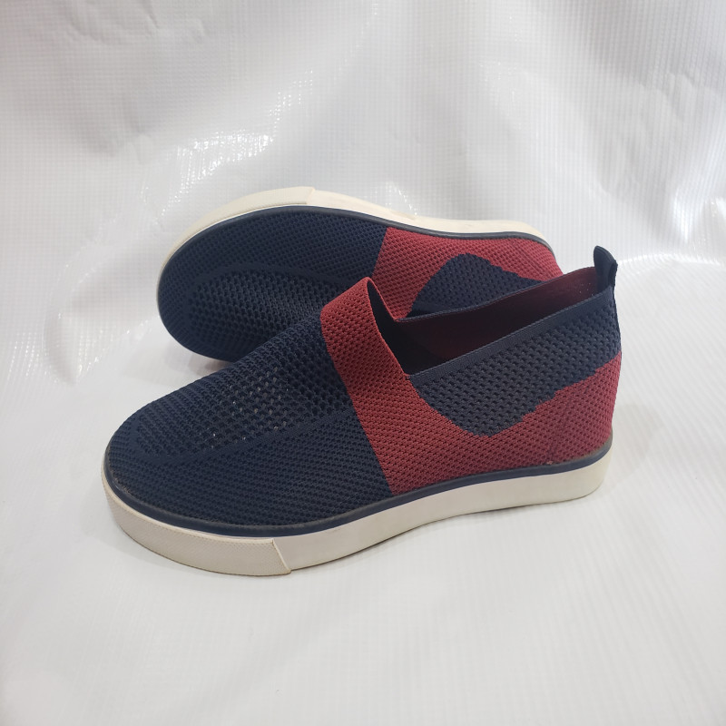 SneSleek Meshakers - Red And Blue